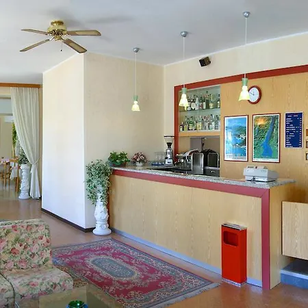 Hotell Marina 2*